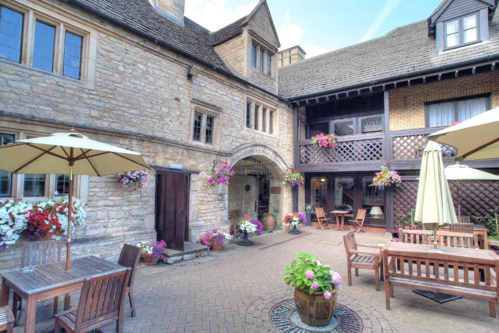 The Bell Inn, Stilton, Cambridgeshire 彼得伯勒 外观 照片